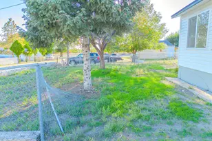 431 Pinion St, Sunnyside, UT 84539 - Photo 32