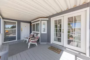 840 N Twin Lakes Dr, Saint George, UT 84770 - Photo 2