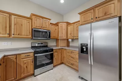 10596 S Pinyon Pines Ct W, South Jordan, UT 84095 - Photo 10