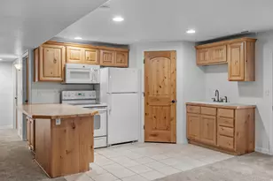 10596 S Pinyon Pines Ct W, South Jordan, UT 84095 - Photo 26