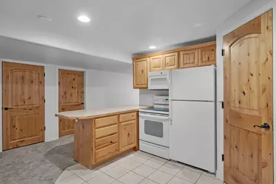 10596 S Pinyon Pines Ct W, South Jordan, UT 84095 - Photo 28