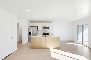 4392 N Buckstone Wy, Lehi, UT 84048 - Photo 8