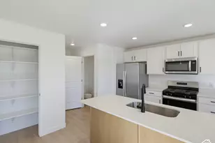 4392 N Buckstone Wy, Lehi, UT 84048 - Photo 10