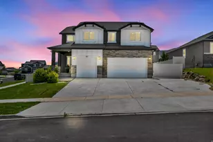 63 E Blue Heron Dr, Saratoga Springs, UT 84045 - Photo 2
