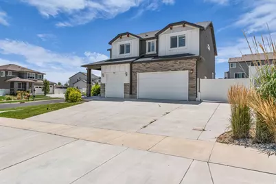 63 E Blue Heron Dr, Saratoga Springs, UT 84045 - Photo 2