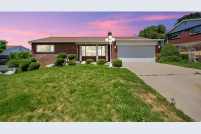 406 W 3300 S, Bountiful, UT 84010 - Photo 2
