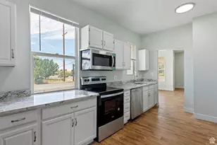 203 30th St, Ogden, UT 84401 - Photo 8