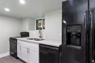 203 30th St, Ogden, UT 84401 - Photo 18