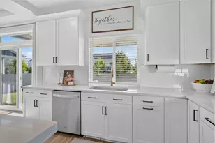 261 S Buckhorn Bath Ave, Saratoga Springs, UT 84045 - Photo 16