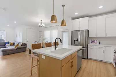 9747 N Ashgrove Ln, Highland, UT 84003 - Photo 16