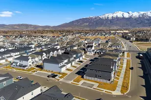9747 N Ashgrove Ln, Highland, UT 84003 - Photo 48