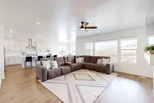 872 W Union Bench Dr, Mapleton, UT 84664 - Photo 4