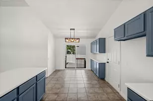 9288 S Bingham Hills Ct, West Jordan, UT 84088 - Photo 10