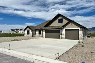 10852 N 8325 W, Tremonton, UT 84337 - Photo 2