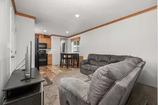 1221 S 900 E, Provo, UT 84606 - Photo 14