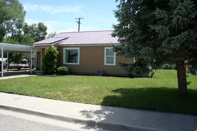 52 E Wasatch Ave, Vernal, UT 84078 - Photo 2