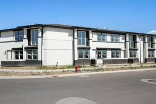717 S Harrison Dr W, Springville, UT 84663 - Photo 2