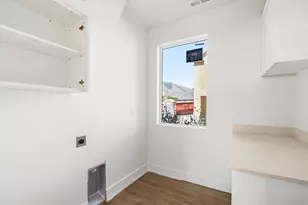 727 S Harrison Dr W, Springville, UT 84663 - Photo 10