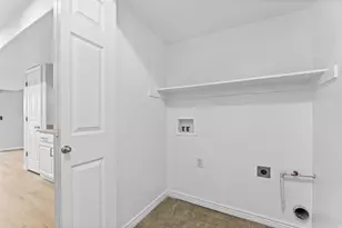 652 W 800 N, Clinton, UT 84015 - Photo 20