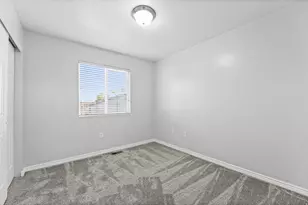 652 W 800 N, Clinton, UT 84015 - Photo 20
