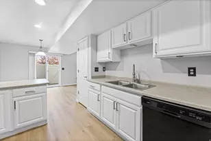 652 W 800 N, Clinton, UT 84015 - Photo 12