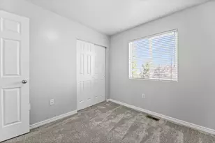 652 W 800 N, Clinton, UT 84015 - Photo 18