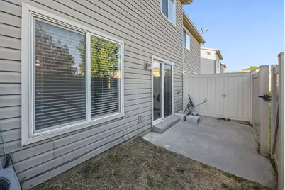 652 W 800 N #58, Clinton, UT 84015 - Photo 4