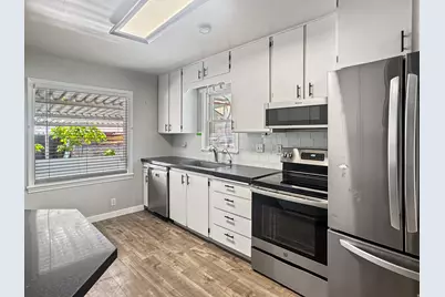 245 N 800 E, Orem, UT 84097 - Photo 4