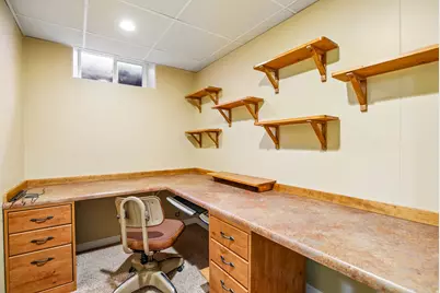 7022 S 2825 E, Cottonwood Heights, UT 84121 - Photo 26