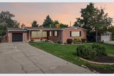 7022 S 2825 E, Cottonwood Heights, UT 84121 - Photo 1