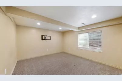 255 Ailee Ln E, Salt Lake City, UT 84107 - Photo 20