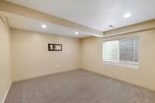 255 Ailee Ln E, Salt Lake City, UT 84107 - Photo 20