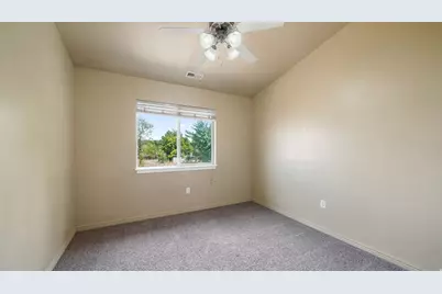 255 Ailee Ln E, Salt Lake City, UT 84107 - Photo 18