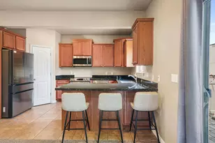 255 Ailee Ln E, Salt Lake City, UT 84107 - Photo 10