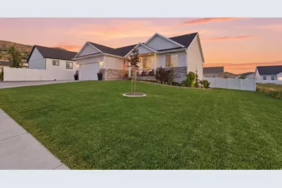 364 E 300 N, Richmond, UT 84333 - Photo 2