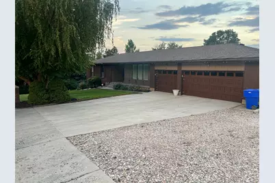 4379 N 250 W, Pleasant View, UT 84414 - Photo 2