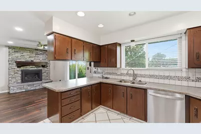 4379 N 250 W, Pleasant View, UT 84414 - Photo 18