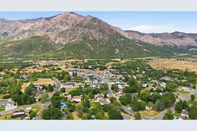 4379 N 250 W, Pleasant View, UT 84414 - Photo 4