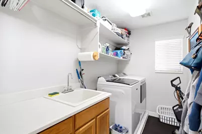882 N 3625 W, Layton, UT 84041 - Photo 32