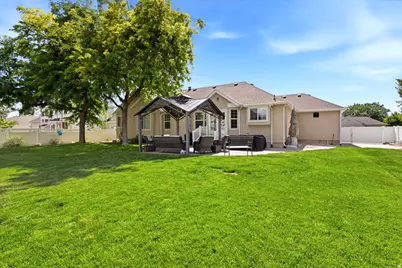 882 N 3625 W, Layton, UT 84041 - Photo 36