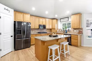 882 N 3625 W, Layton, UT 84041 - Photo 8