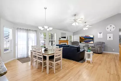 882 N 3625 W, Layton, UT 84041 - Photo 6