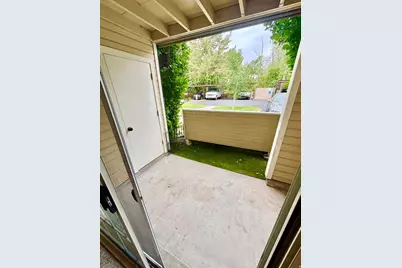 1212 E Waterside Cv #10, Cottonwood Heights, UT 84047 - Photo 8