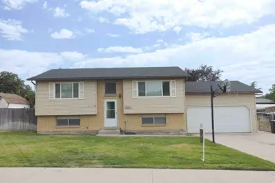 941 W 1100 N, Orem, UT 84057 - Photo 2