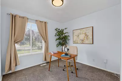 1317 E Knollwood Dr, Sandy, UT 84092 - Photo 38