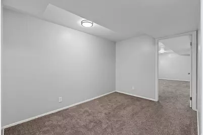 1317 E Knollwood Dr, Sandy, UT 84092 - Photo 46