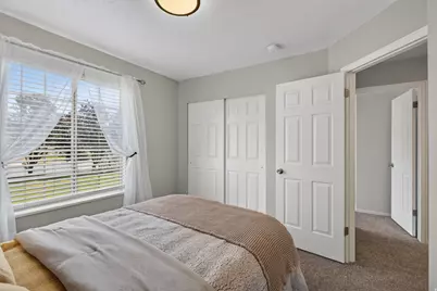 1317 E Knollwood Dr, Sandy, UT 84092 - Photo 36
