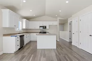 742 N 420 W, Santaquin, UT 84655 - Photo 6