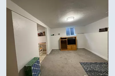 4162 S 4800 W, West Valley, UT 84120 - Photo 36