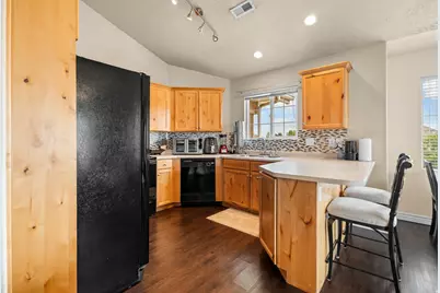 1249 W Cambria Way N #L302, Pleasant Grove, UT 84062 - Photo 4